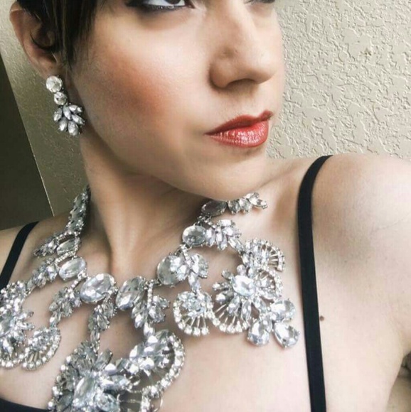 Jeweled necklace - Picture 8 of 8